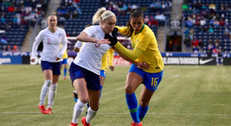 Feminino: De virada, Brasil perde da Inglaterra na estreia de torneio amistoso