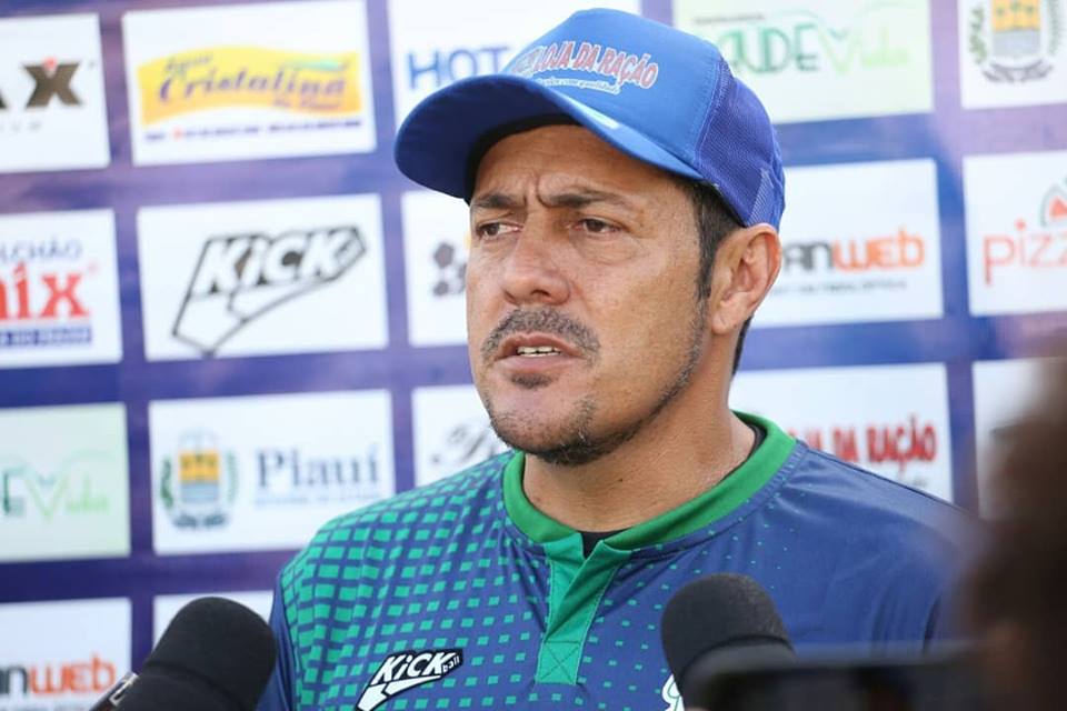 Piauiense: Maurílio Silva estreia com vitória e entra no G4