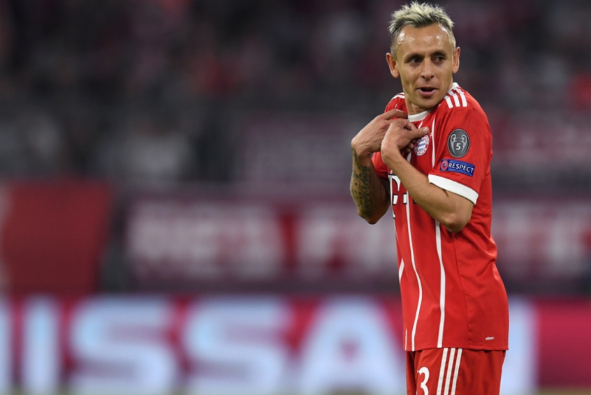 Alemão: Técnico do Bayern critica Rafinha por reclamar publicamente de falta de espaço
