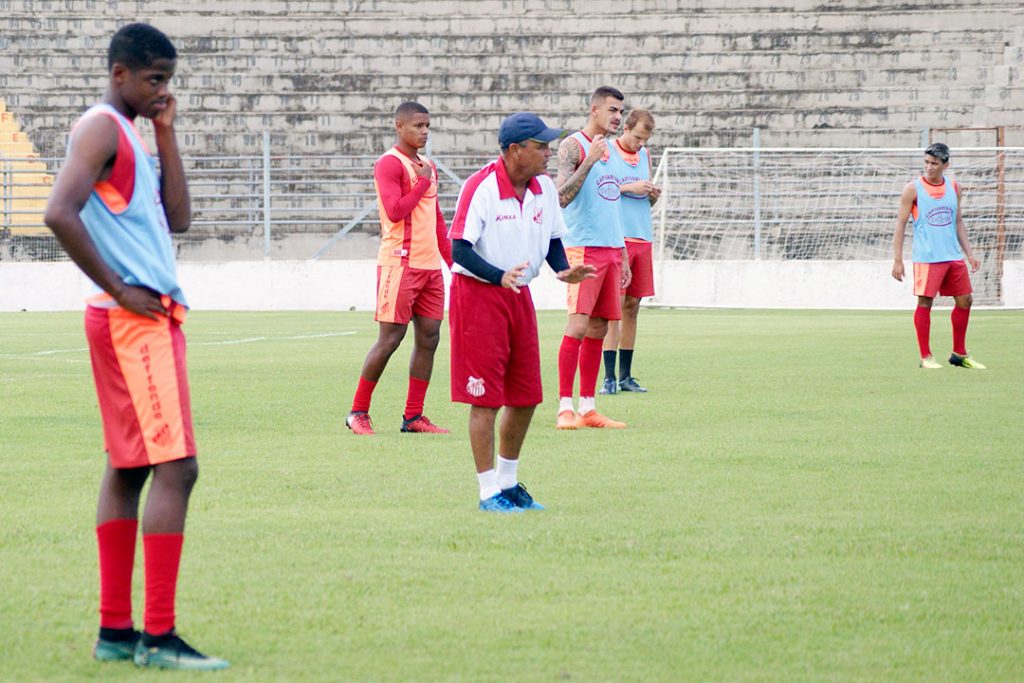 Paulista A3: Técnico do Capivariano, Roberval Davino analisa jogo-treino com Rio Claro