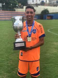 Paranaense: Cascavel CR anuncia meia Lukas Rezende para Taça Dirceu Krüger