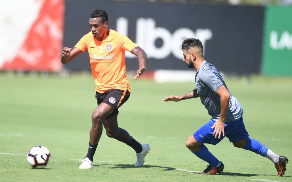 Em último teste para Libertadores, Inter vence São José de virada em jogo-treino