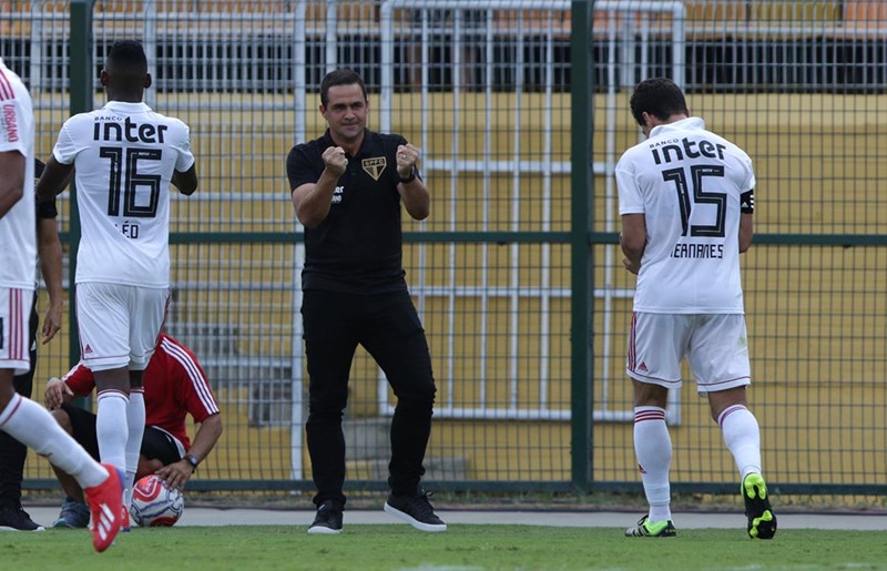 Paulistão: Recuperado, Hernanes deve reforçar o São Paulo contra o Bragantino