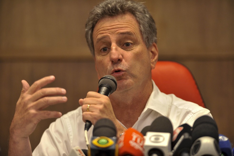 Por viagem, presidente do Fla estará de licença durante estreia na Libertadores