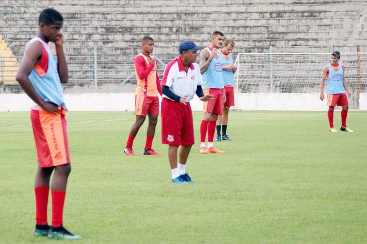 Velo Clube x Capivariano – Rubro Verde tenta se manter isolado na liderança