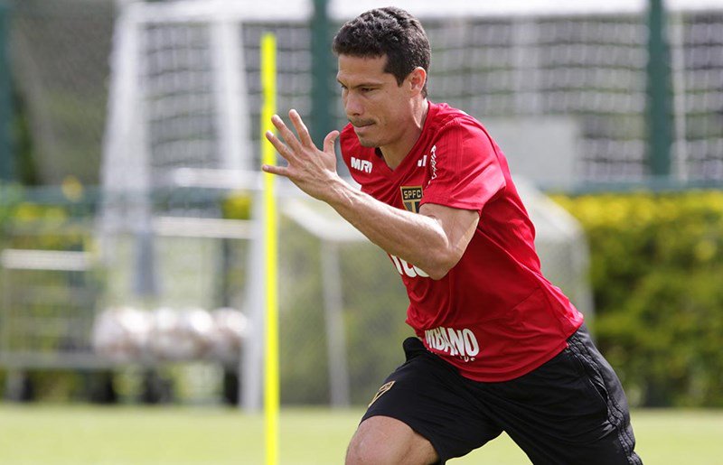Paulistão: Com foco nas bolas paradas, São Paulo fecha preparação para encarar Bragantino