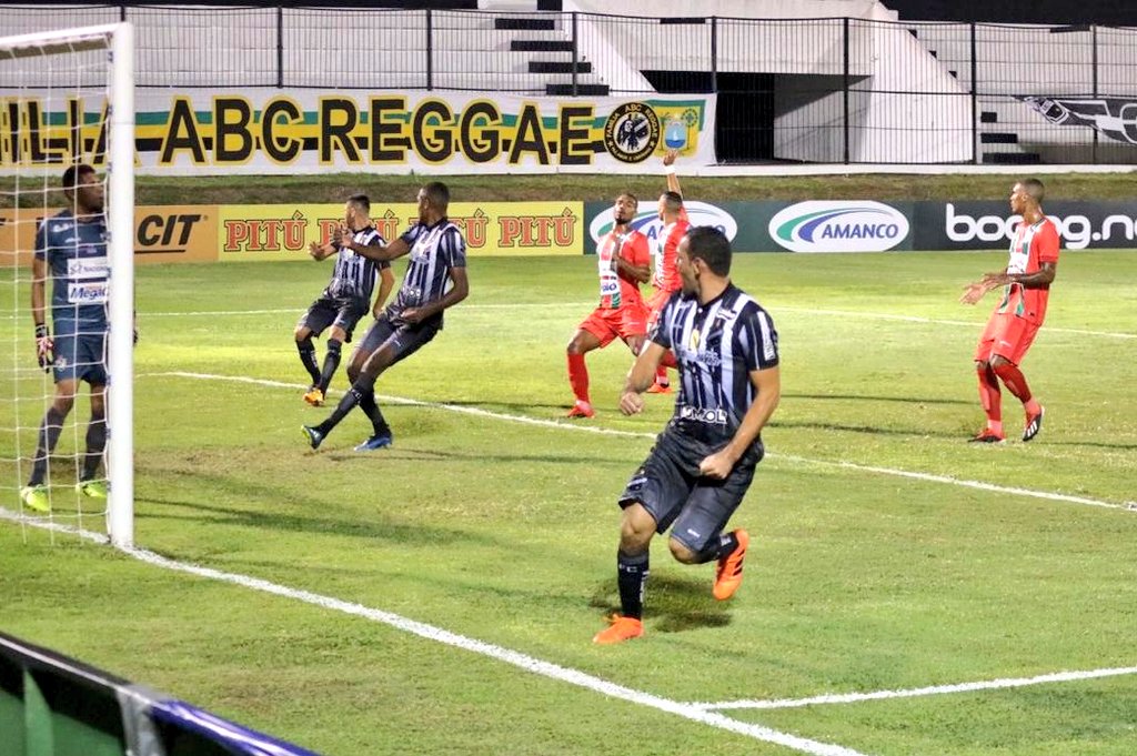 ABC joga mal, mas vence o Salgueiro no Frasqueirão | Foto: Daniel Barreto/ABC FC - Daniel Barreto/ABC FC