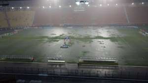 Chuva atrasa início de Santos x Oeste em pouco mais de 1 hora no Pacaembu