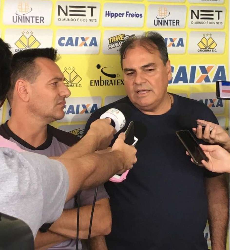 Doriva não resiste pressão da torcida e não é mais técnico do Criciúma