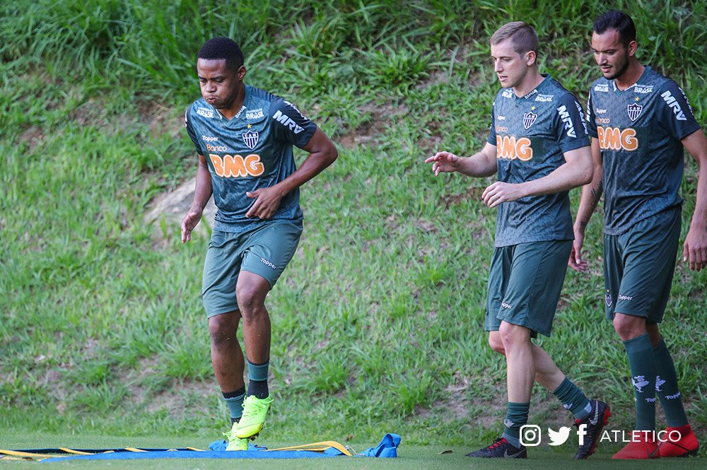 Libertadores: Cazares elogia Mineirão e prevê Atlético-MG forte