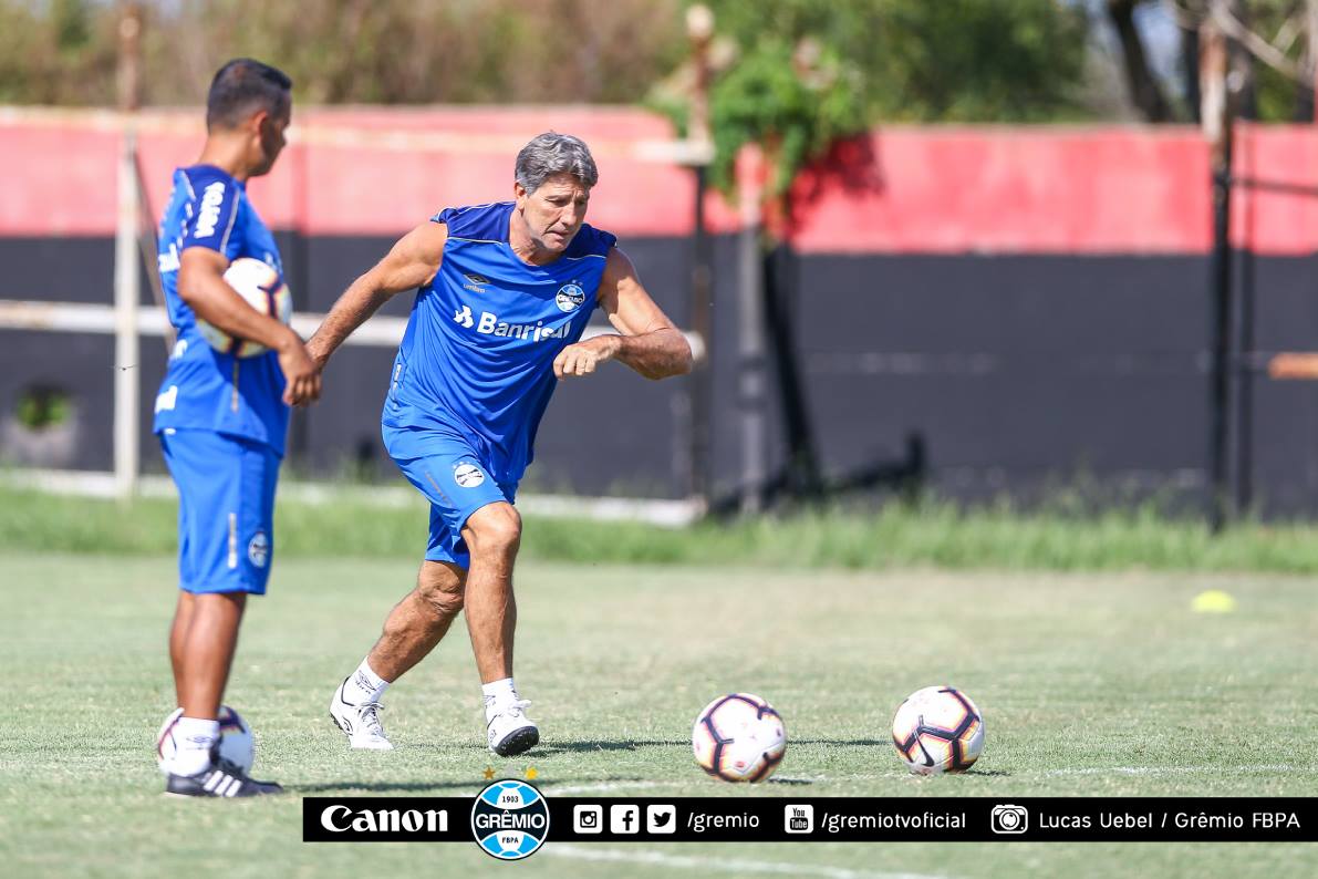 Libertadores: Grêmio faz treino recreativo e define time para a estreia