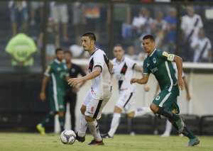 Carioca: Bruno César destaca evolução do Vasco: 'Melhora é de todo time'