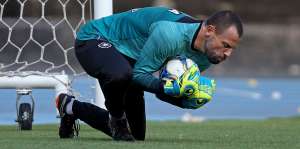 Cavalieri admite 'situação delicada' do Botafogo, mas confia em reação