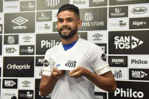 Felipe Jonatan diz que Santos é 'gigantesco' e minimiza demora para anúncio