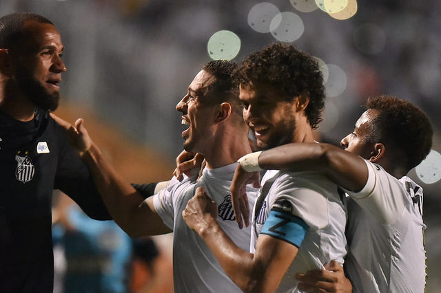 Santos recebe América-RN pela Copa do Brasil em busca de classificação sem sustos