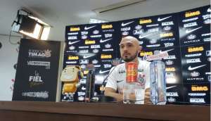 Apresentado oficialmente, Régis nega pressão por ter sido pedido por Carille