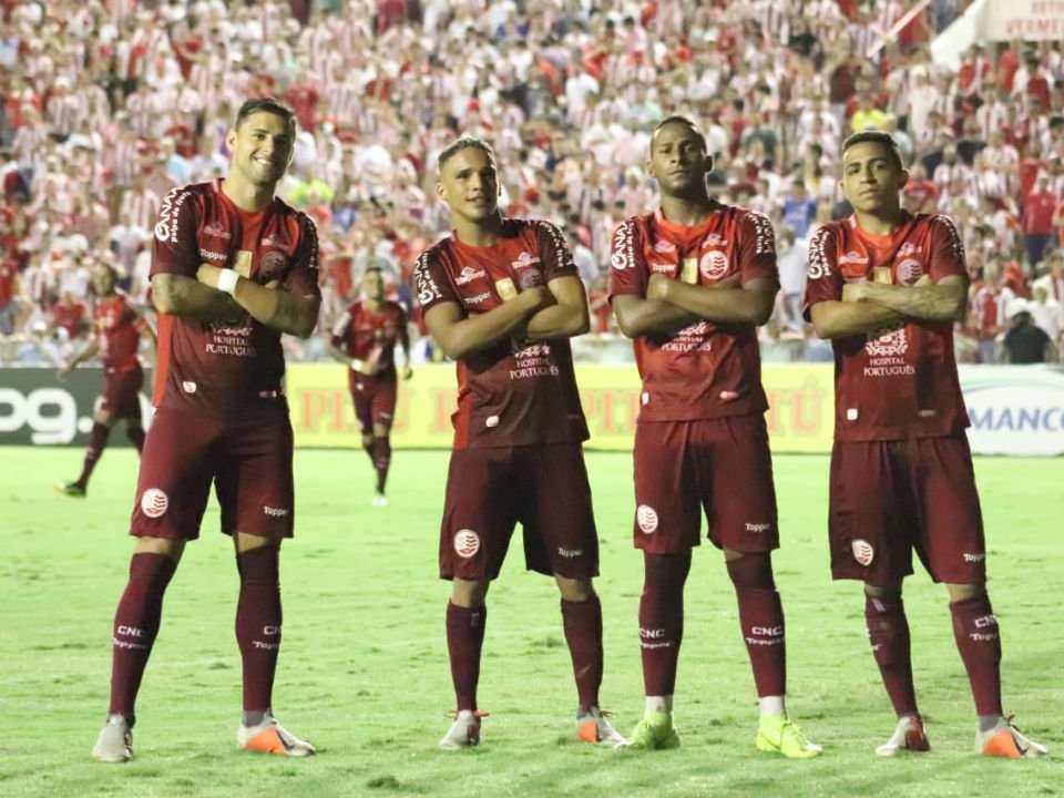 PERNAMBUCANO: Em único jogo do domingo, Náutico pode rebaixar América e pular para 1º