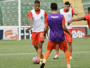 Pendurados, quatro jogadores de Ponte e Guarani podem ser baixas no dérbi. Confira!