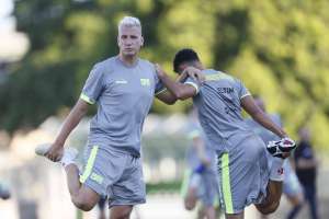 Carioca: Vasco põe invencibilidade no ano em jogo contra reservas do Flamengo na Taça Rio