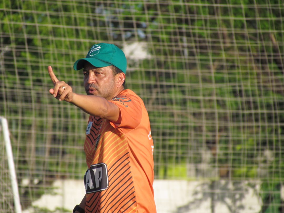 Cearense: Classificado a semifinal, técnico quer foco total diante do Ceará