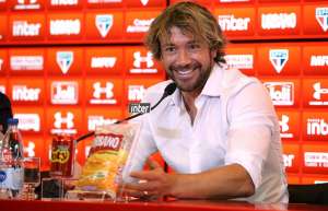 Lugano afirma que São Paulo vive um 'círculo vicioso' nos últimos anos