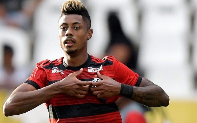 Após revés, Bruno Henrique prevê Fla-Flu ‘bem diferente’ e pede atenção a Ganso