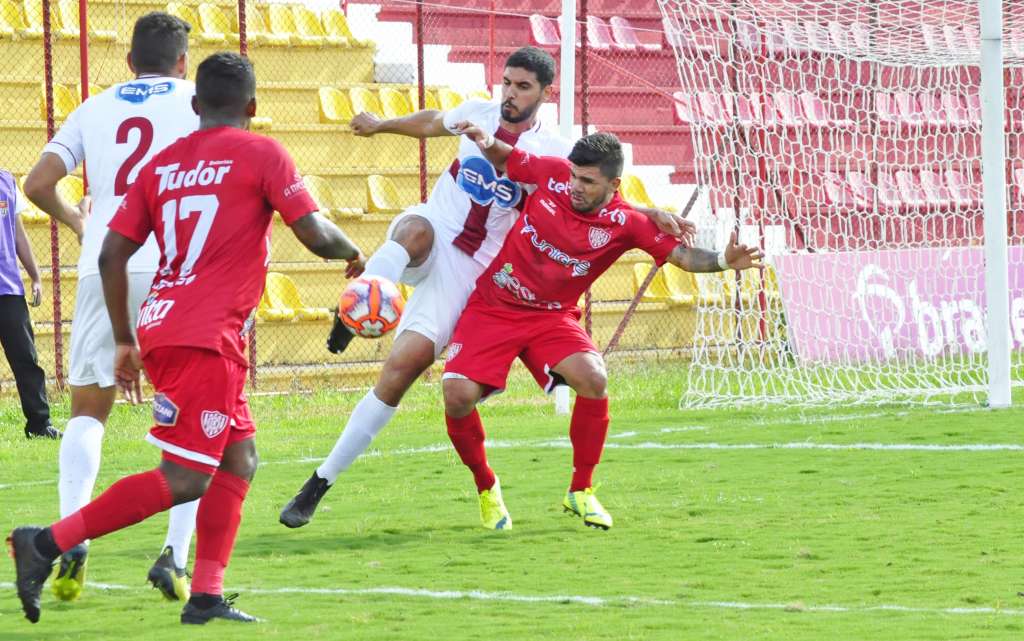 Noroeste não fez uma boa partida, mas mesmo assim venceu o Grêmio Osasco (Foto: Bruno Freitas/Noroeste)