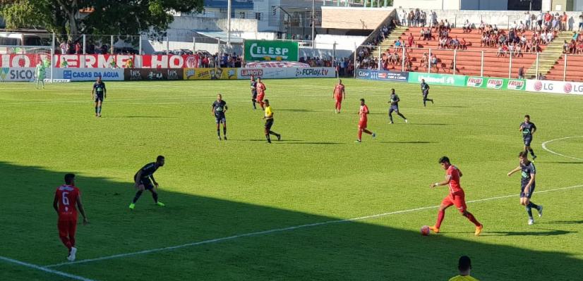 CATARINENSE: Chape afunda Hercílio Luz; Avaí vence clássico e volta para liderança