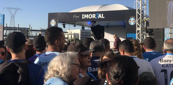 Gaúcho: Renato Gaúcho ‘vira estátua’ e desfalca o Grêmio em treino nesta segunda