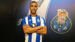 Paulistão: Santos ainda mantém confiança para contratar ex-lateral do Flamengo