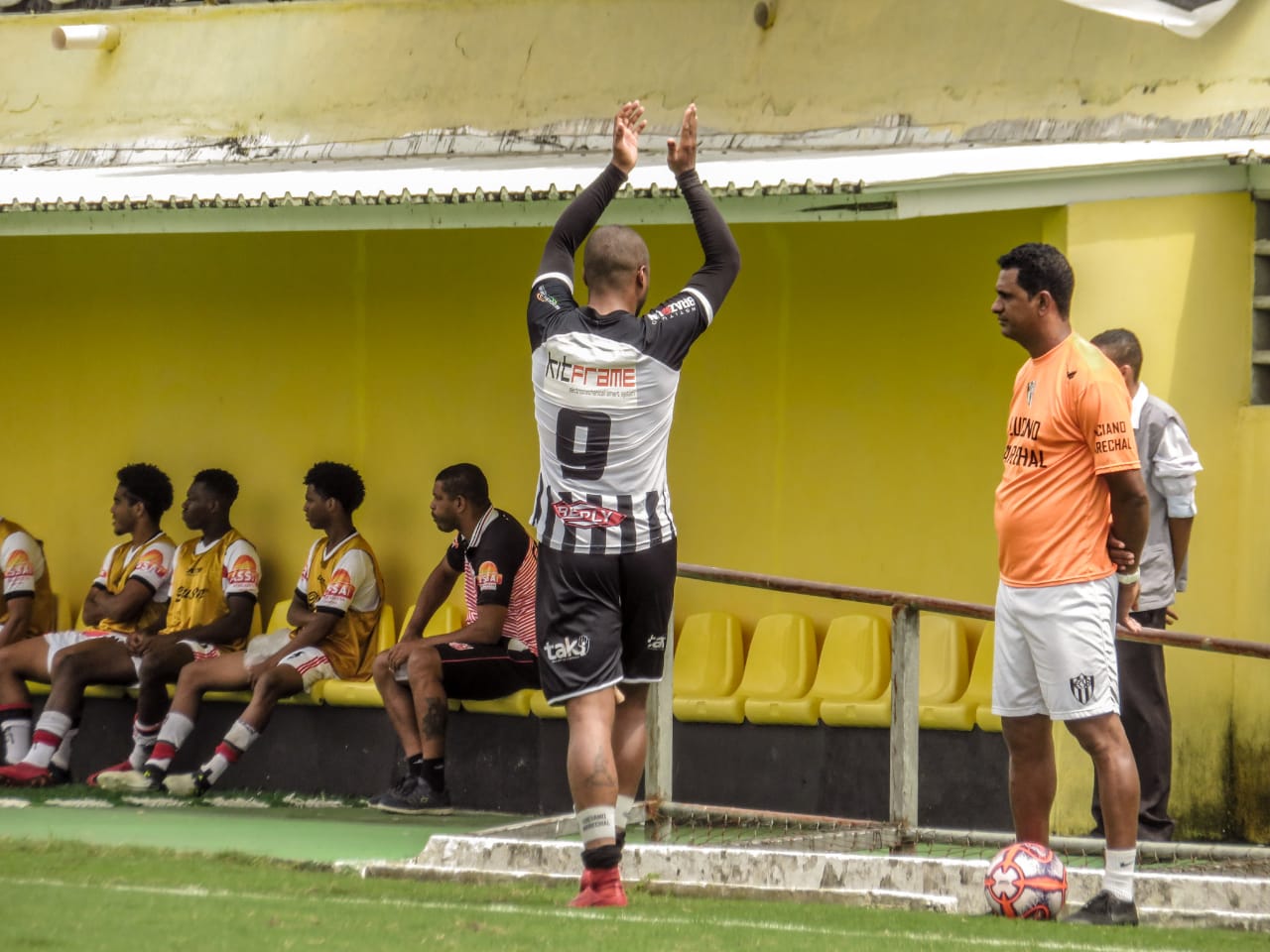 Paulista A3: Atacante pede cabeça erguida para o EC São Bernardo na última rodada