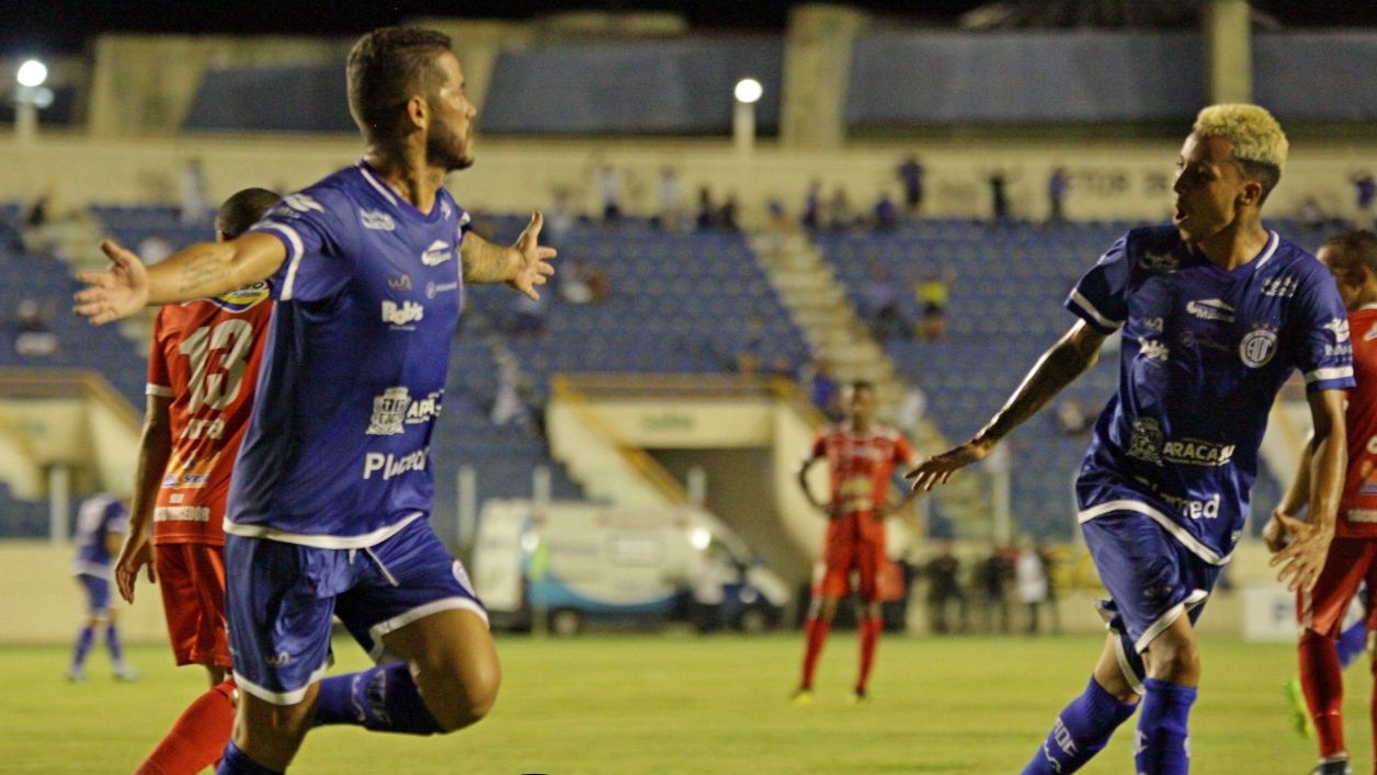 SERGIPANO: Confiança vence clássico, lidera Hexagonal e elimina rival Sergipe