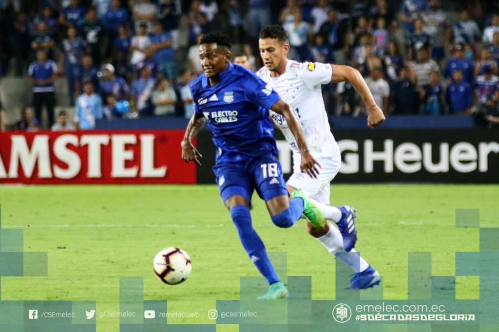Rodriguinho marca gol da vitória e comemora 100% de aproveitamento do Cruzeiro na Libertadores
