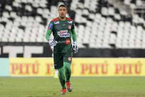 Para a Série B, Guarani negocia contratação de goleiro destaque do Carioca