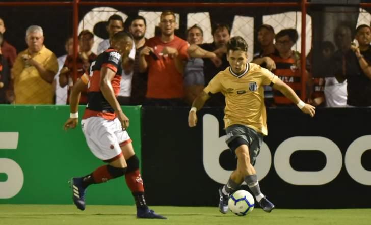 Santos x Atlético-GO - Peixe quer evitar nova eliminação na temporada