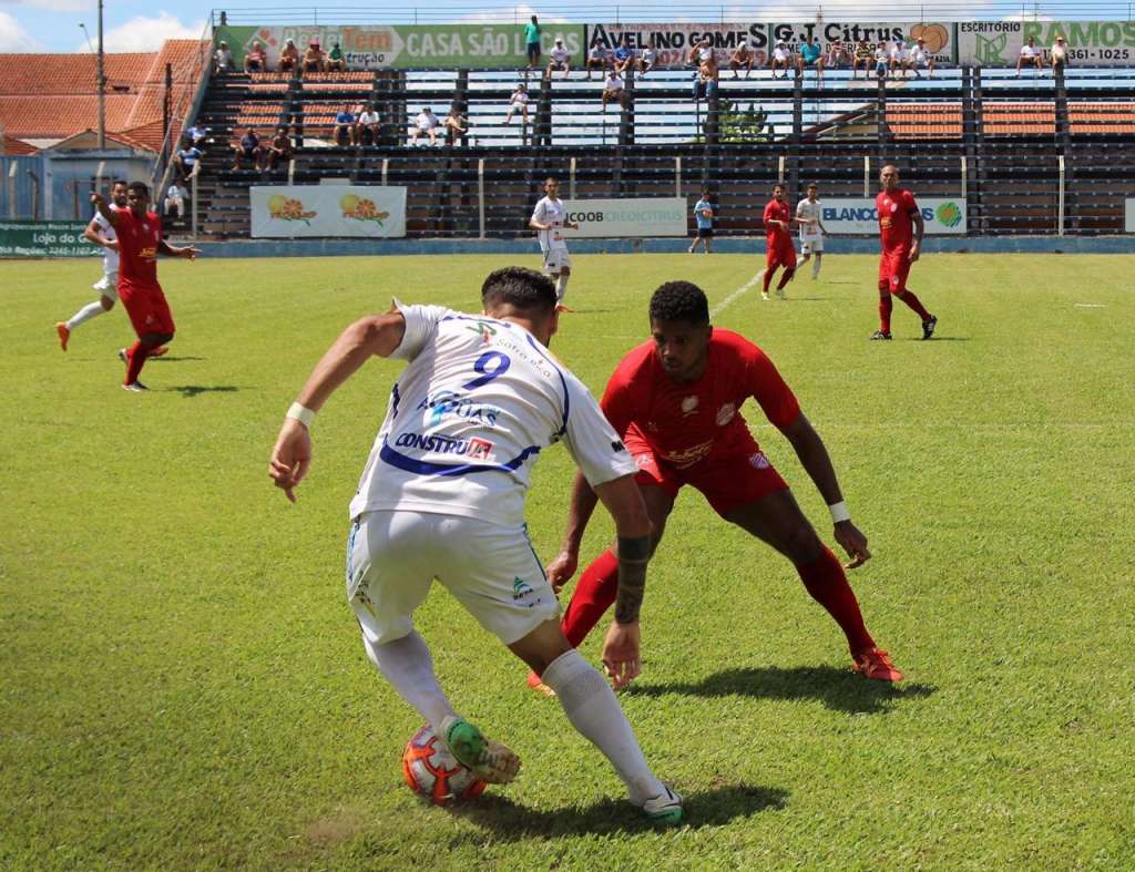 Johnny comemora fase artilheira no Monte Azul e mira semifinais da A3