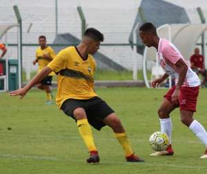 Segundona: Em busca da primeira vitória, meia quer Jossense focado no clássico