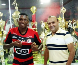 Série C: Confiança dispensa ex-volante de Londrina, Oeste, Náutico e Portuguesa