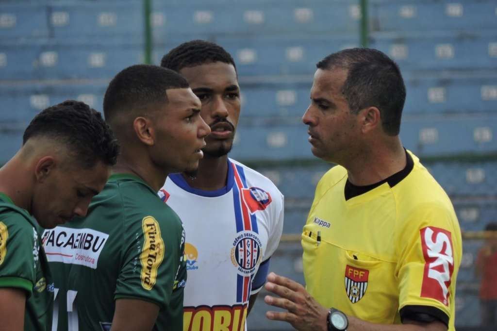 João Vitor projeta foco total por vitória da Francana: 'não podemos vacilar'