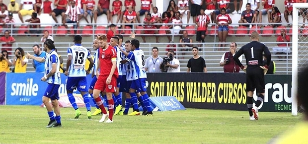 ALAGOANO: Após vencer o jogo de ida, CSA tenta segurar CRB para ficar com o título