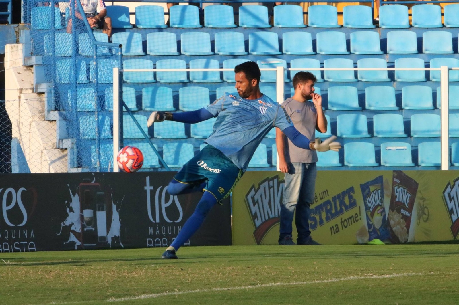 Catarinense: Sem confirmar rodízio, Geninho mantém mistério no gol do Avaí