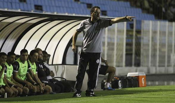 Paulista A2: Técnico do XV de Piracicaba critica arbitragem e vê eliminação “injusta”