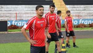 Série B: Ex-volante de São Paulo e Arsenal é dispensado pelo Botafogo-SP