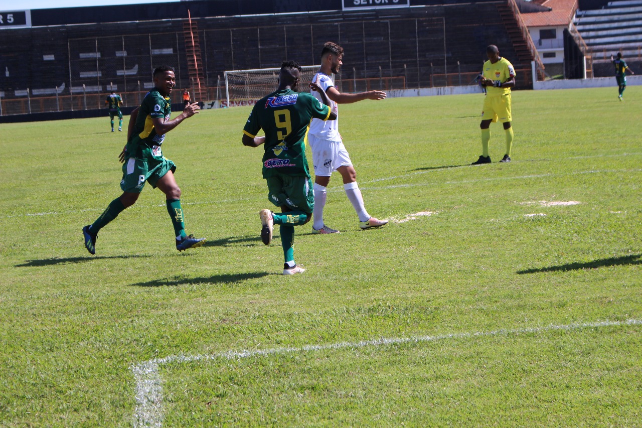 Segundona: XV de Jaú vence o Independente e quebra tabu no Pradão