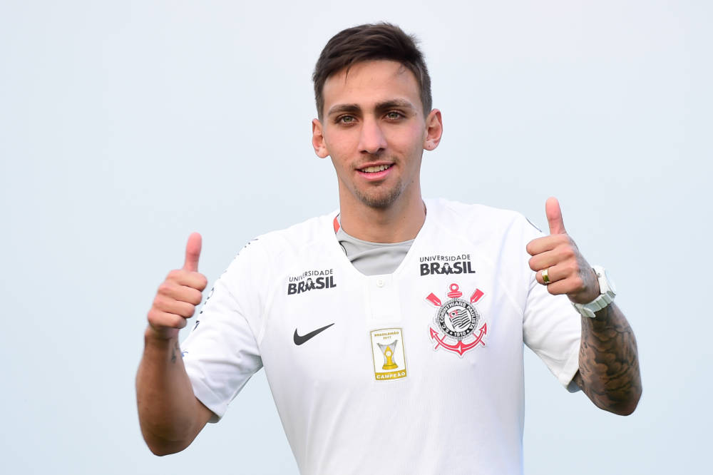Série B: Atacante Gustavo Silva, do Corinthians, acerta com o Vila Nova