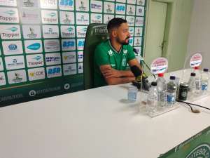 Eder Luis nega comparação a Thiago Ribeiro e deixa estreia no Guarnai nas mãos de Eutrópio