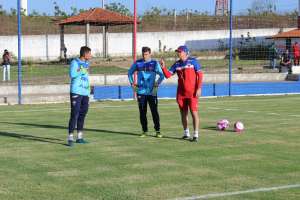 Com a proposta do Atlético-MG em mãos, Rogério Ceni se isola em São Paulo