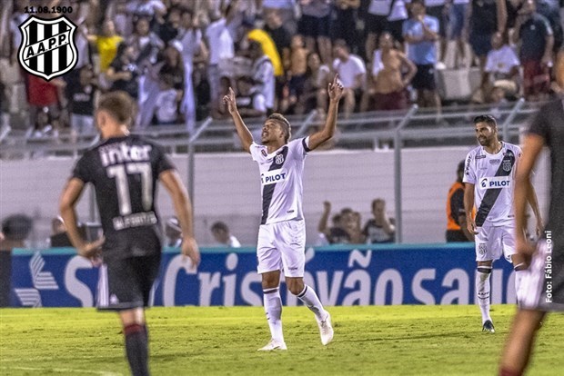 De saída da Ponte Preta, atacante fica perto de rival da Série B