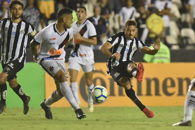 Werley lamenta eliminação do Vasco, mas prevê time forte no Brasileirão