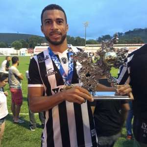 Série D: Volante 'pega o mesmo barco' de companheiros e acerta com Itaboraí